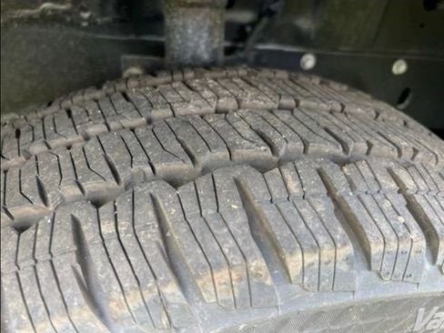 New 2024 Ford Transit 250 148 High Roof RWD image 27