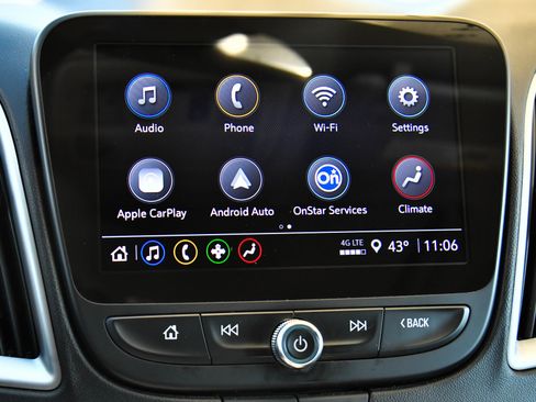 Used 2024 Chevrolet Malibu LT image 19