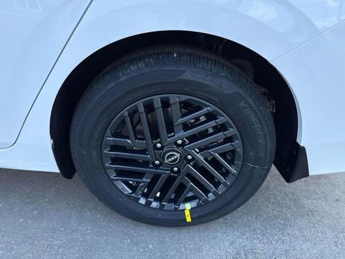 New 2026 Nissan Sentra SV w/ Floor Mat Package FWD image 5