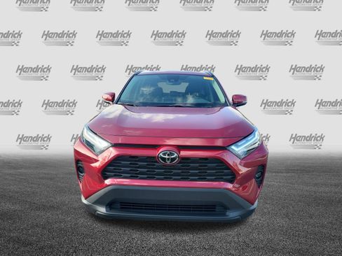 Used 2025 Toyota RAV4 XLE w/ Convenience Package FWD image 3