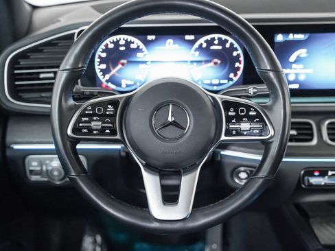 Used 2023 Mercedes-Benz GLS 450 4MATIC image 16