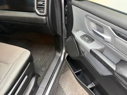 Used 2022 RAM 1500 Big Horn AWD/4WD image 35