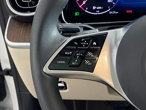 Certified 2025 Mercedes-Benz C 300 4MATIC Sedan image 17