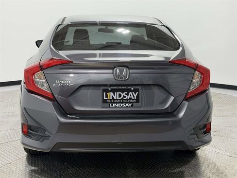 Used 2016 Honda Civic EX image 5