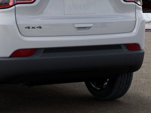 New 2026 Jeep Compass Latitude AWD/4WD image 13