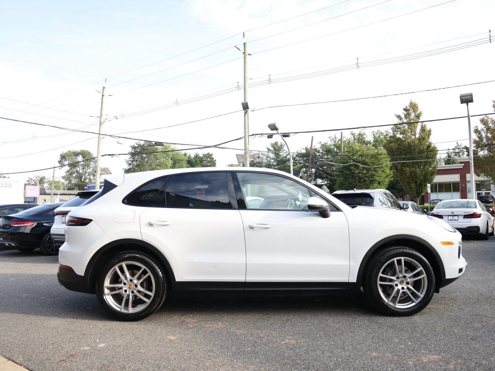 Used 2019 Porsche Cayenne AWD/4WD image 4