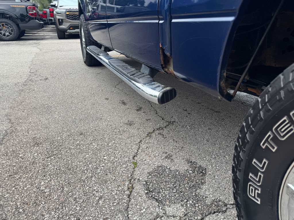 Used 2011 Ford F150 XLT w/ XLT Chrome Pkg AWD/4WD image 16