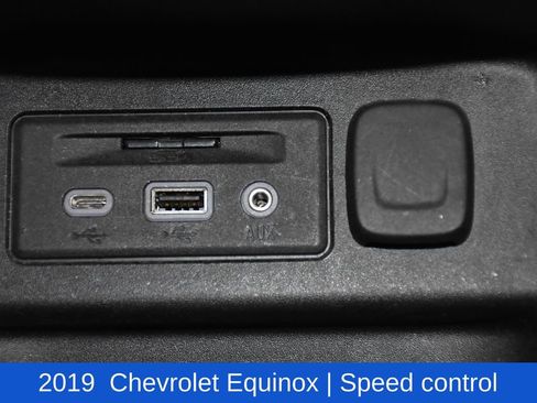 Used 2019 Chevrolet Equinox LT image 24