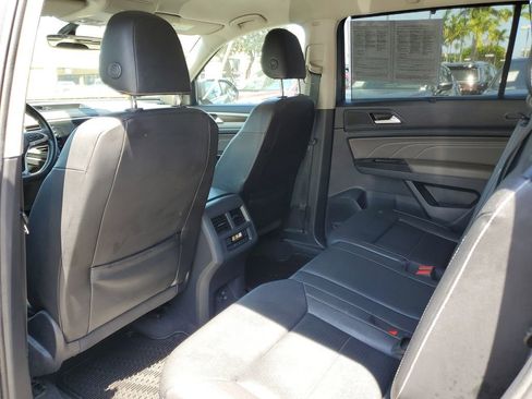 Used 2021 Volkswagen Atlas SE image 10