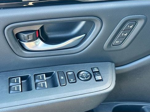 Certified 2023 Honda Pilot TrailSport image 17
