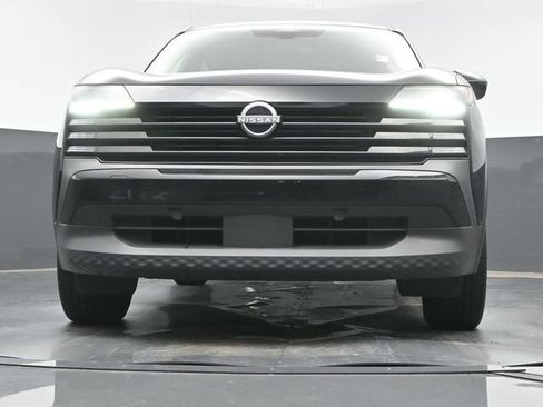 Used 2025 Nissan Kicks SV w/ Charging Package FWD image 20