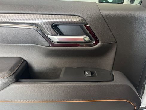 Used 2025 GMC Sierra 1500 AT4 AWD/4WD image 57