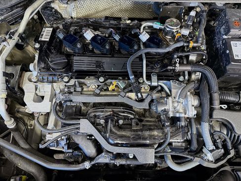 Used 2024 Toyota Corolla LE image 38