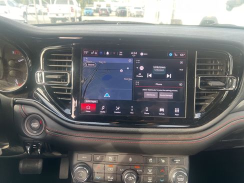 Used 2024 Dodge Durango GT image 10