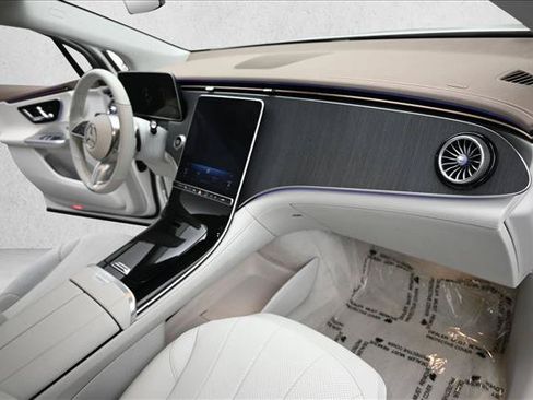 Certified 2023 Mercedes-Benz EQE 350+ 4MATIC SUV image 27