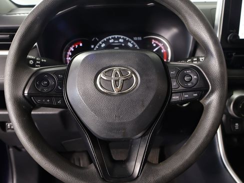 Used 2023 Toyota RAV4 XLE image 3