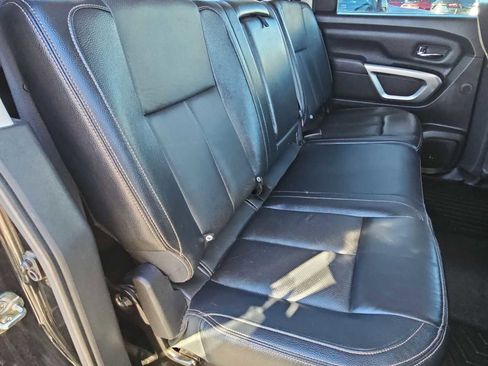 Used 2017 Nissan Titan SL image 21