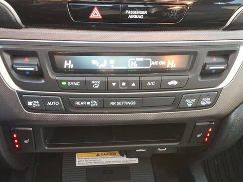 Used 2023 Honda Ridgeline RTL-E image 12