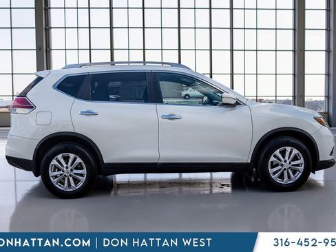 Used 2014 Nissan Rogue SV FWD image 31