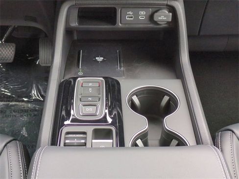 New 2025 Honda Pilot EX-L image 17