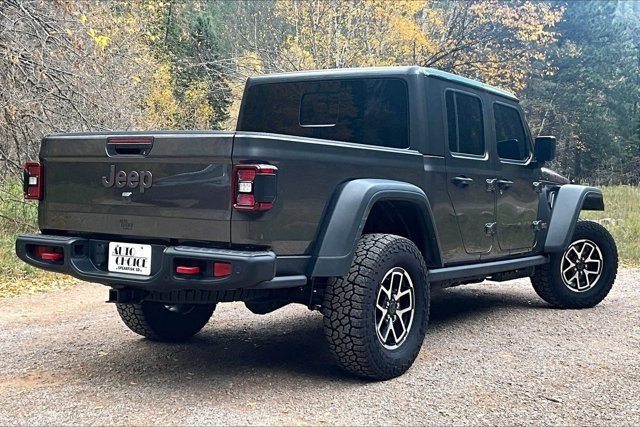 Used 2026 Jeep Gladiator Rubicon w/ Safety Group AWD/4WD image 5