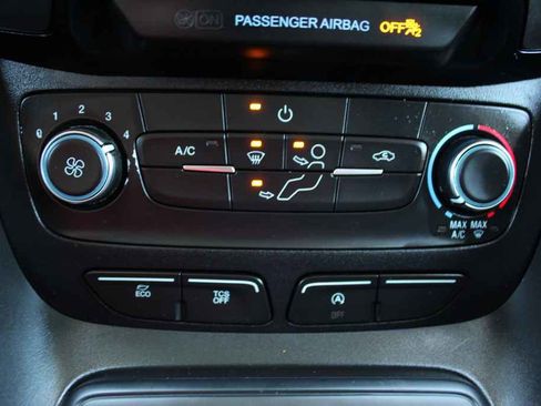 Used 2019 Ford Transit Connect XL FWD image 21