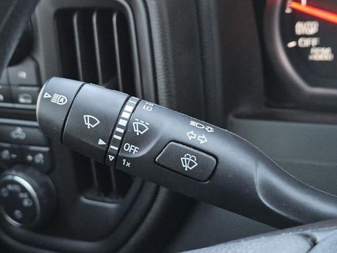 Used 2022 Chevrolet Silverado 1500 Custom image 19