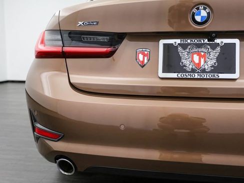 Used 2019 BMW 330i xDrive Sedan w/ Premium Package AWD/4WD image 38