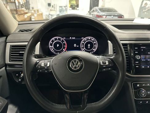 Used 2019 Volkswagen Atlas SEL Premium image 15
