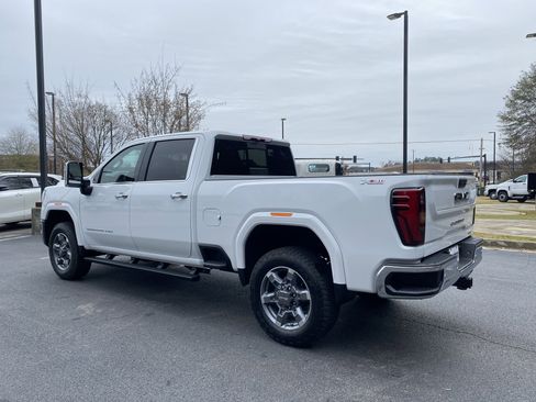 Used 2025 GMC Sierra 2500 SLT image 7