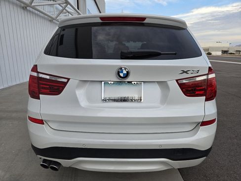Used 2017 BMW X3 sDrive28i image 11