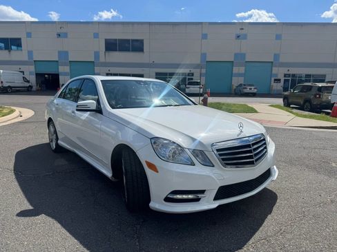 Used 2013 Mercedes-Benz E 350 Sedan image 10