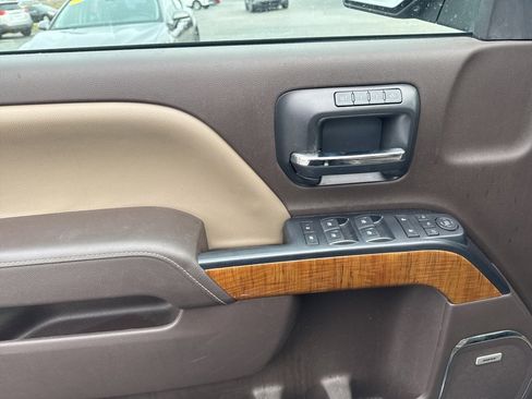 Used 2018 GMC Sierra 1500 SLT image 11