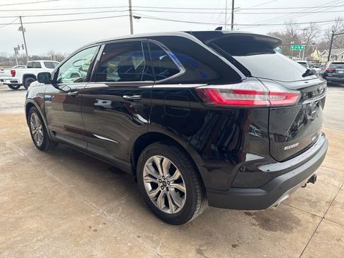 Used 2019 Ford Edge Titanium w/ Cold Weather Package image 8
