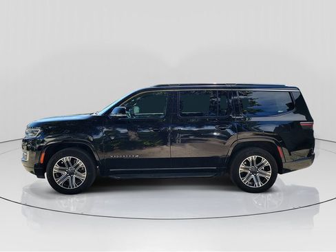 Used 2024 Jeep Wagoneer Series II w/ Flexible Seating Group RWD image 4