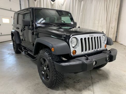 Used 2010 Jeep Wrangler Unlimited Sport AWD/4WD image 13