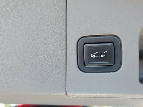 Used 2021 Cadillac XT5 Premium Luxury image 27