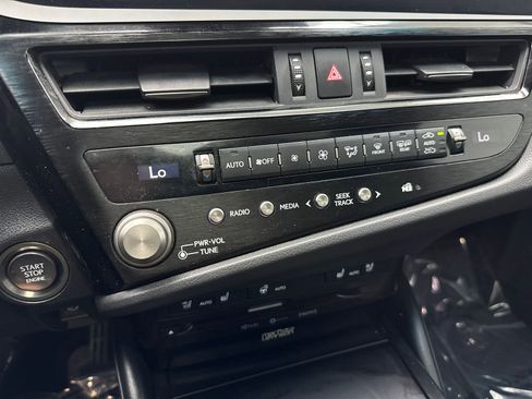 Used 2022 Lexus ES 350 F Sport FWD image 29