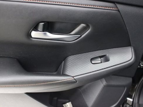 Used 2023 Nissan Sentra SR FWD image 32