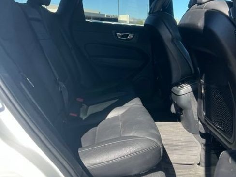 Used 2020 Volvo XC60 T5 Inscription AWD/4WD image 30
