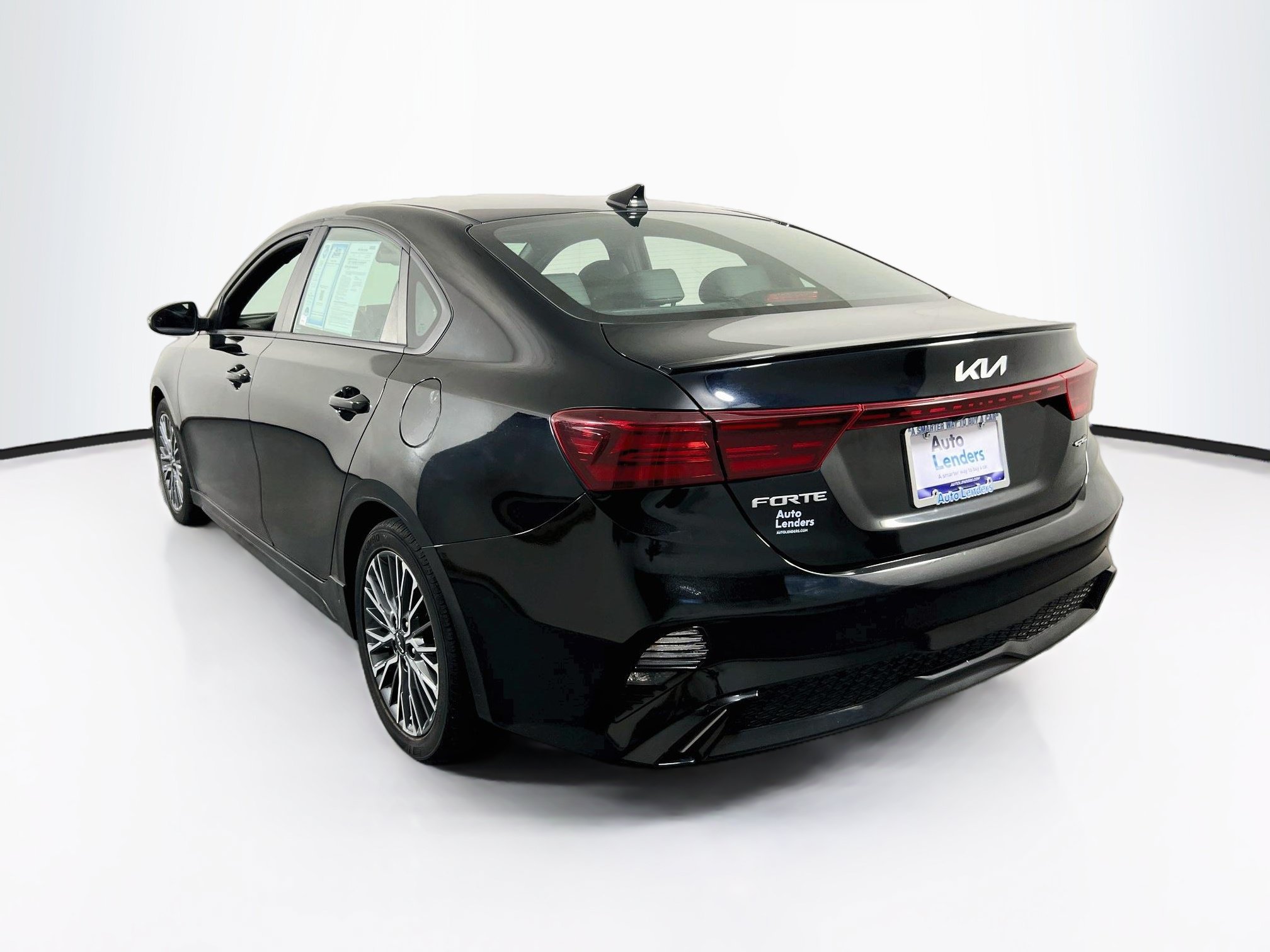 Used 2023 Kia Forte GT-Line FWD image 7