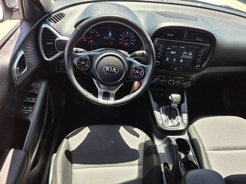 Used 2020 Kia Soul X-Line FWD image 12