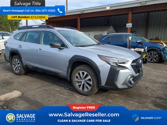Used 2025 Subaru Outback AWD/4WD image 5