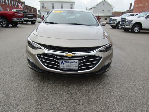 Used 2024 Chevrolet Malibu LT FWD image 8