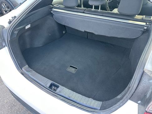 Used 2020 Toyota Prius LE image 26