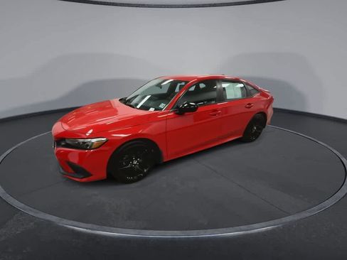 Used 2023 Honda Civic Sport image 4