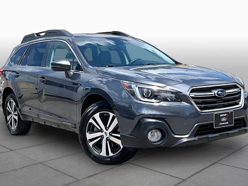 Used 2018 Subaru Outback 3.6R Limited AWD/4WD image 5