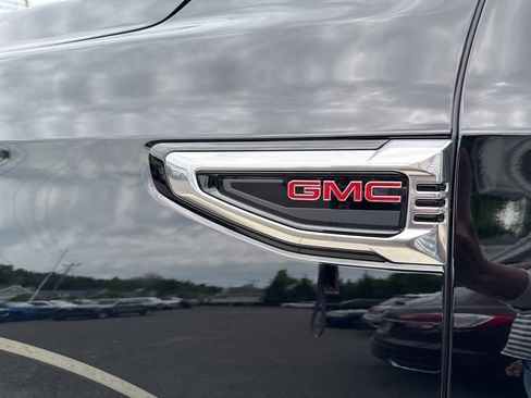 Used 2026 GMC Yukon Denali w/ Sun & Power Step Package AWD/4WD image 82