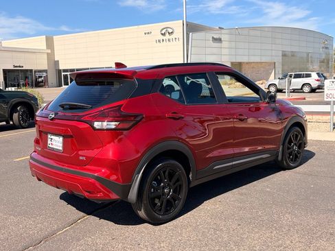 Certified 2024 Nissan Kicks SR FWD image 8