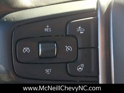 Used 2022 GMC Sierra 1500 SLT w/ SLT Convenience Package image 22